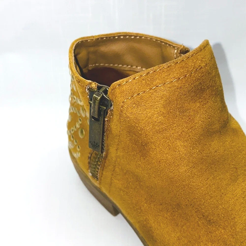 Kids Girls Mustard‎ Yellow Suede Studded Ankle Boots Side Zip Size 11